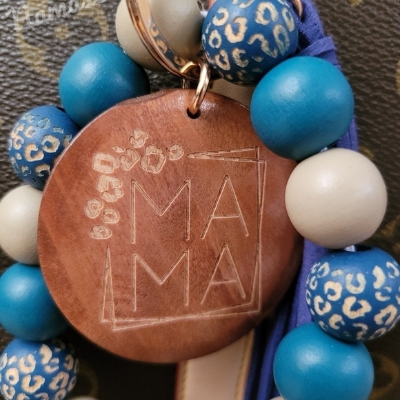 Wooden Beaded Mama Keychain Bag Charm With Blue Tassel - Picture 11 of 12